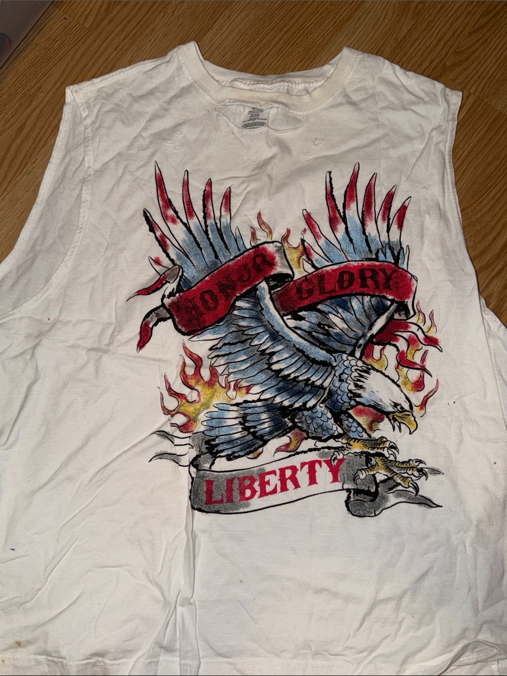 Source Unknown White Tank with Patriotic Eagle and Banner Print